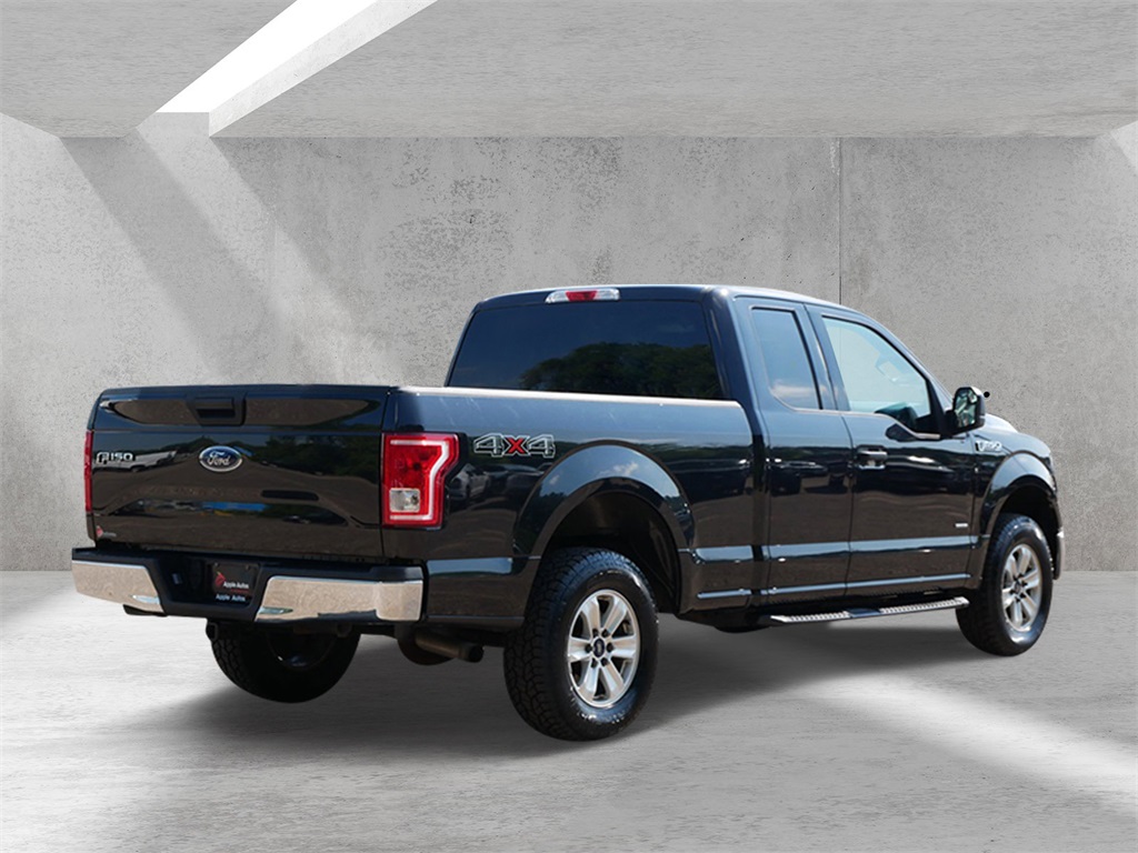 2015 Ford F-150 XLT photo 3