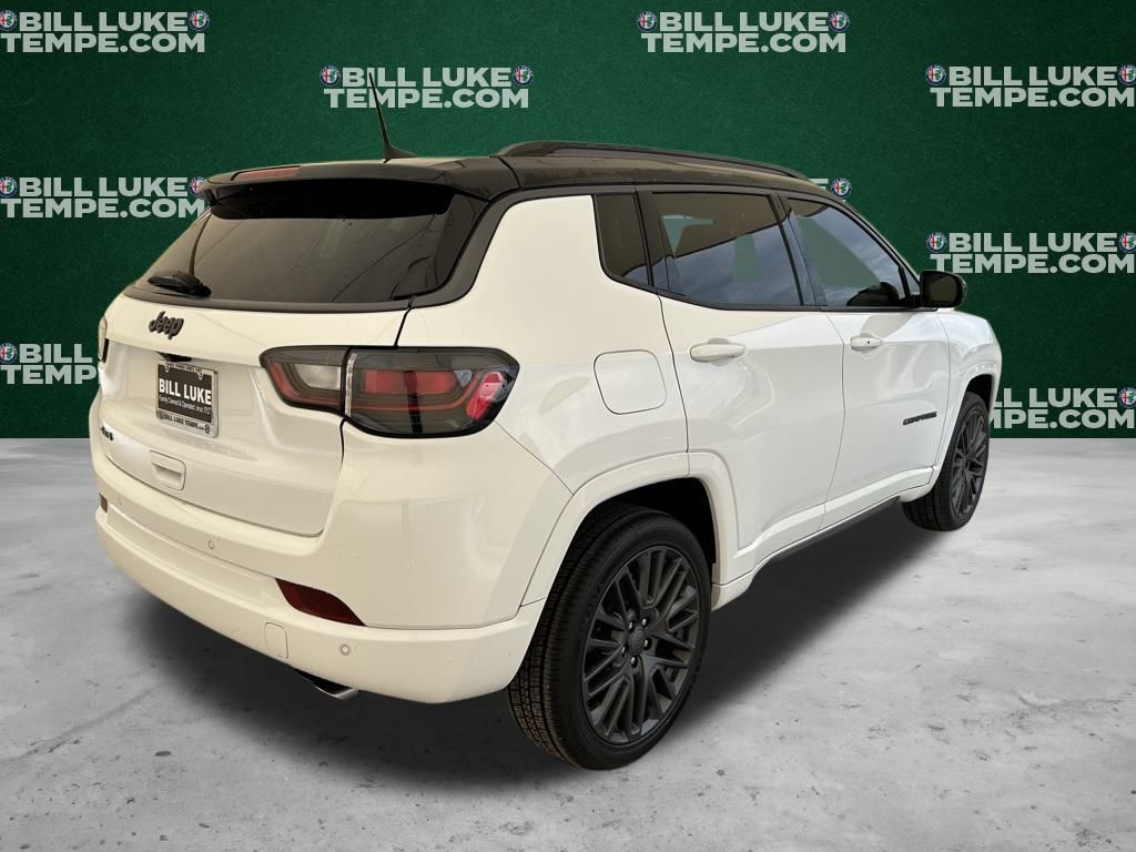 2022 Jeep Compass High Altitude photo 2