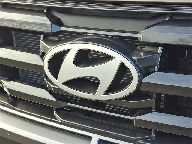 2026 Hyundai Tucson Hybrid SEL photo 3