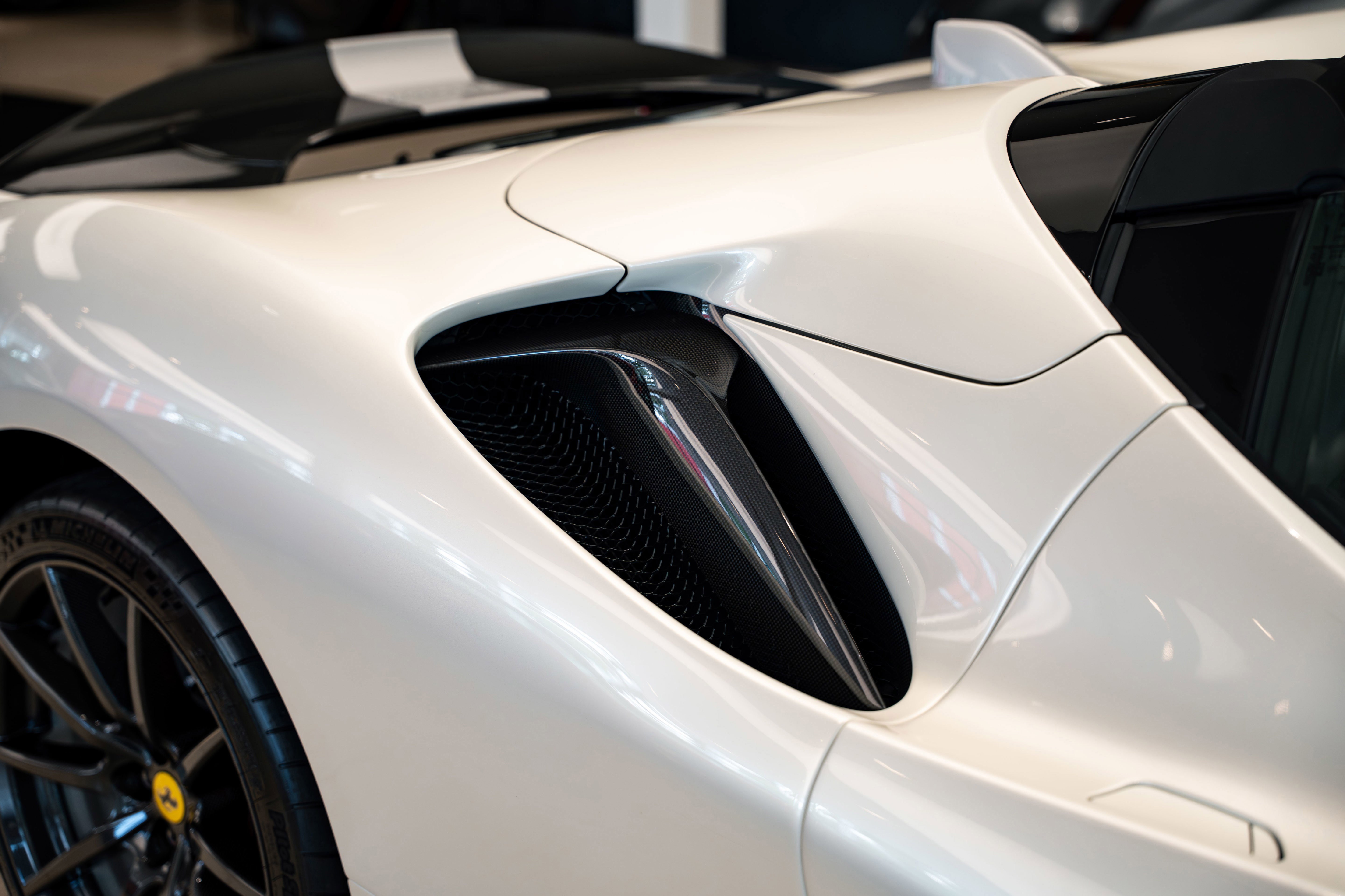 2025 Ferrari SF90 Spider photo 13