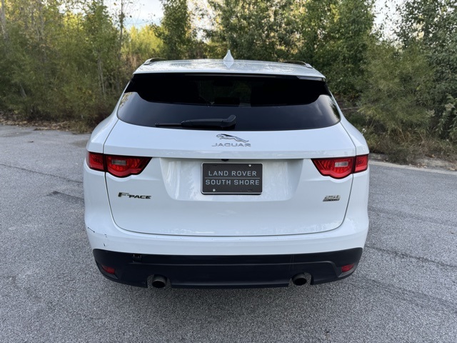 2018 Jaguar F-PACE Premium photo 8
