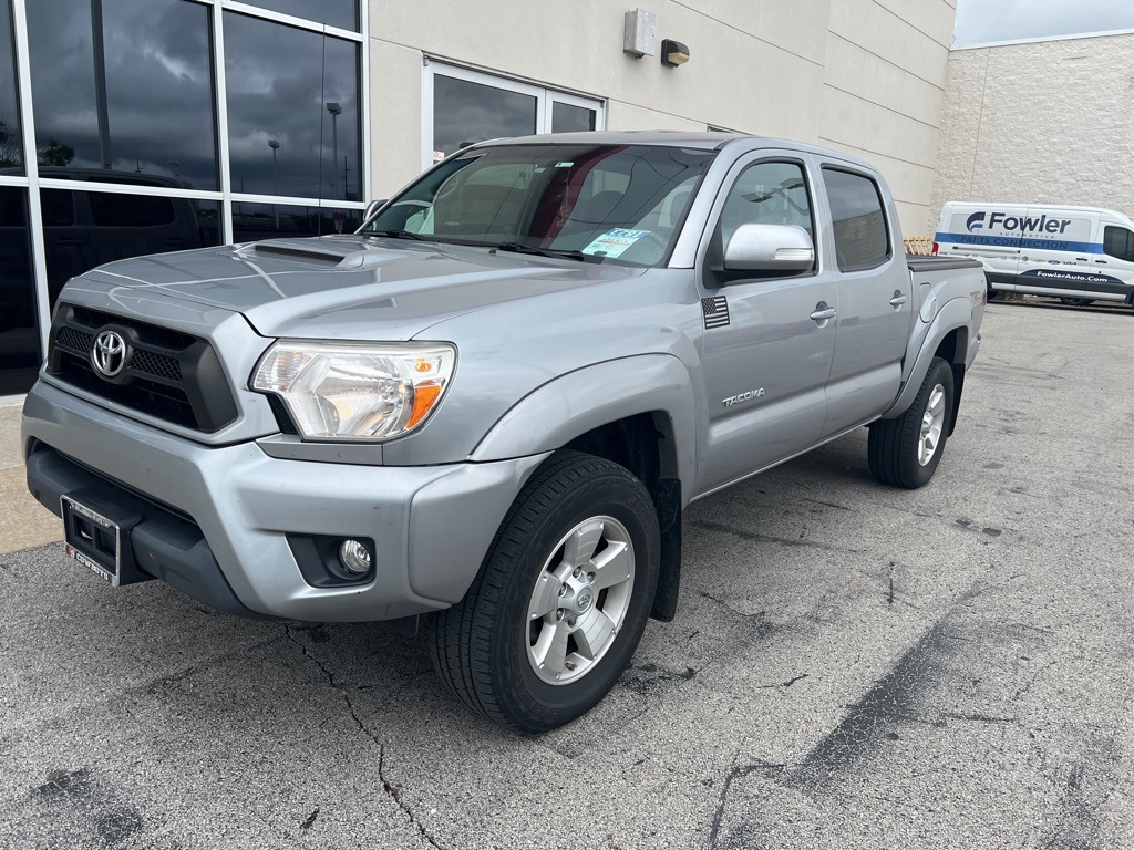 2015 Toyota Tacoma Base photo 12
