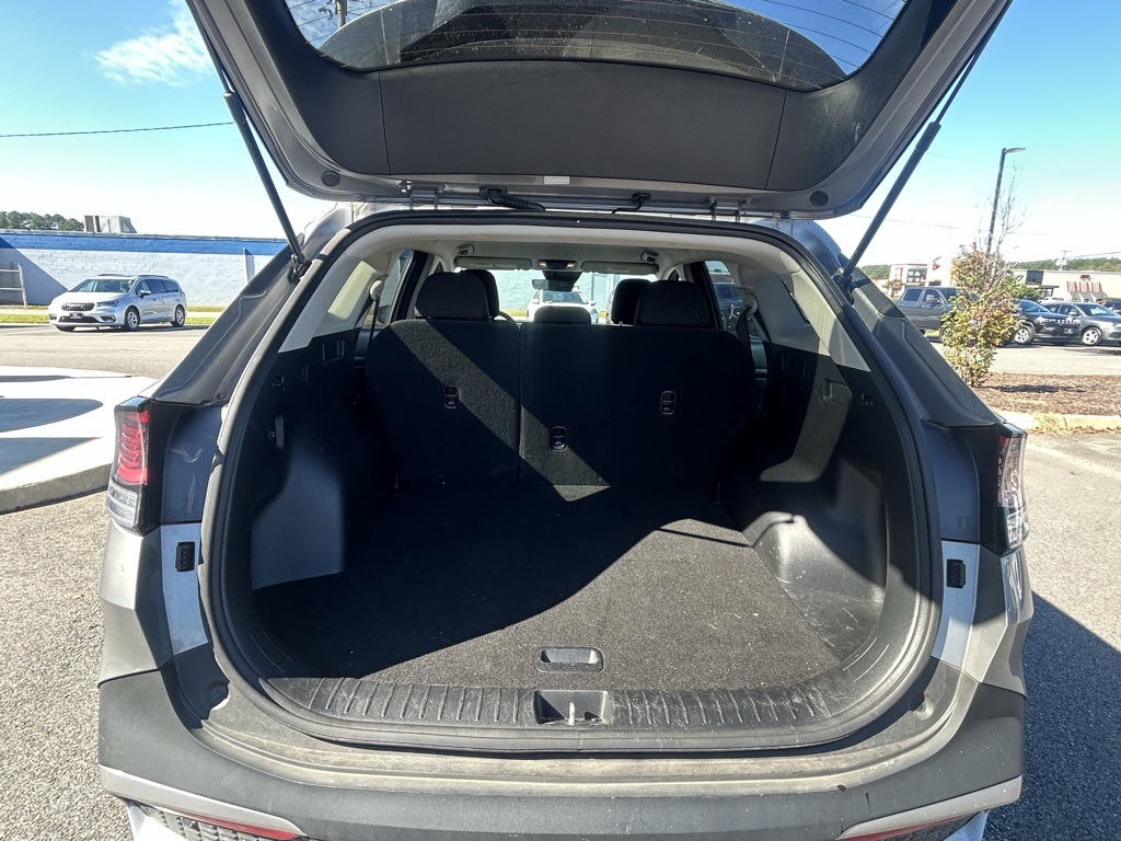 2024 Kia Sportage LX photo 4