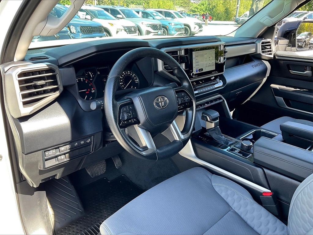2023 Toyota Tundra SR5 photo 8