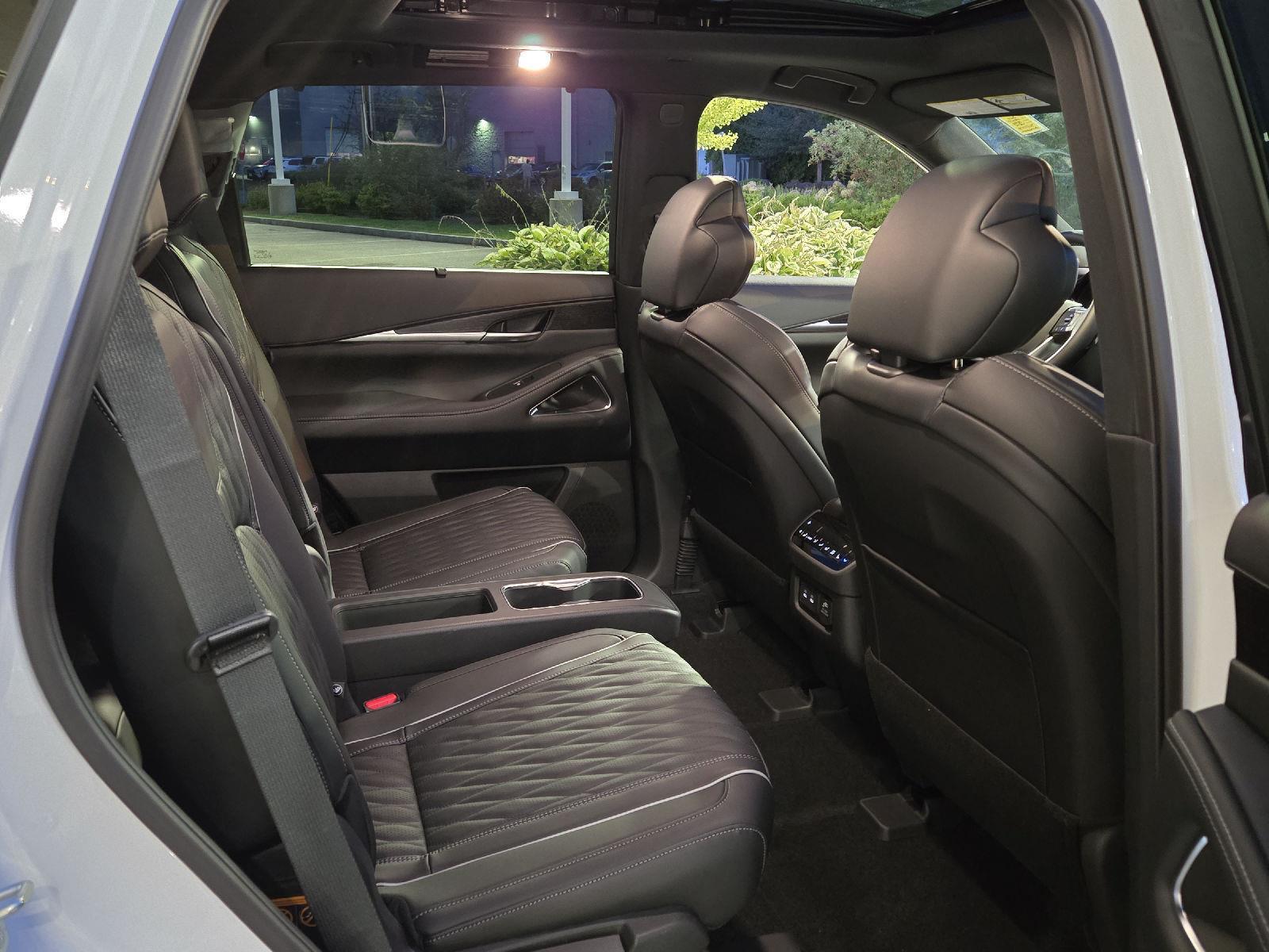2026 Infiniti QX60 Autograph AWD photo 17