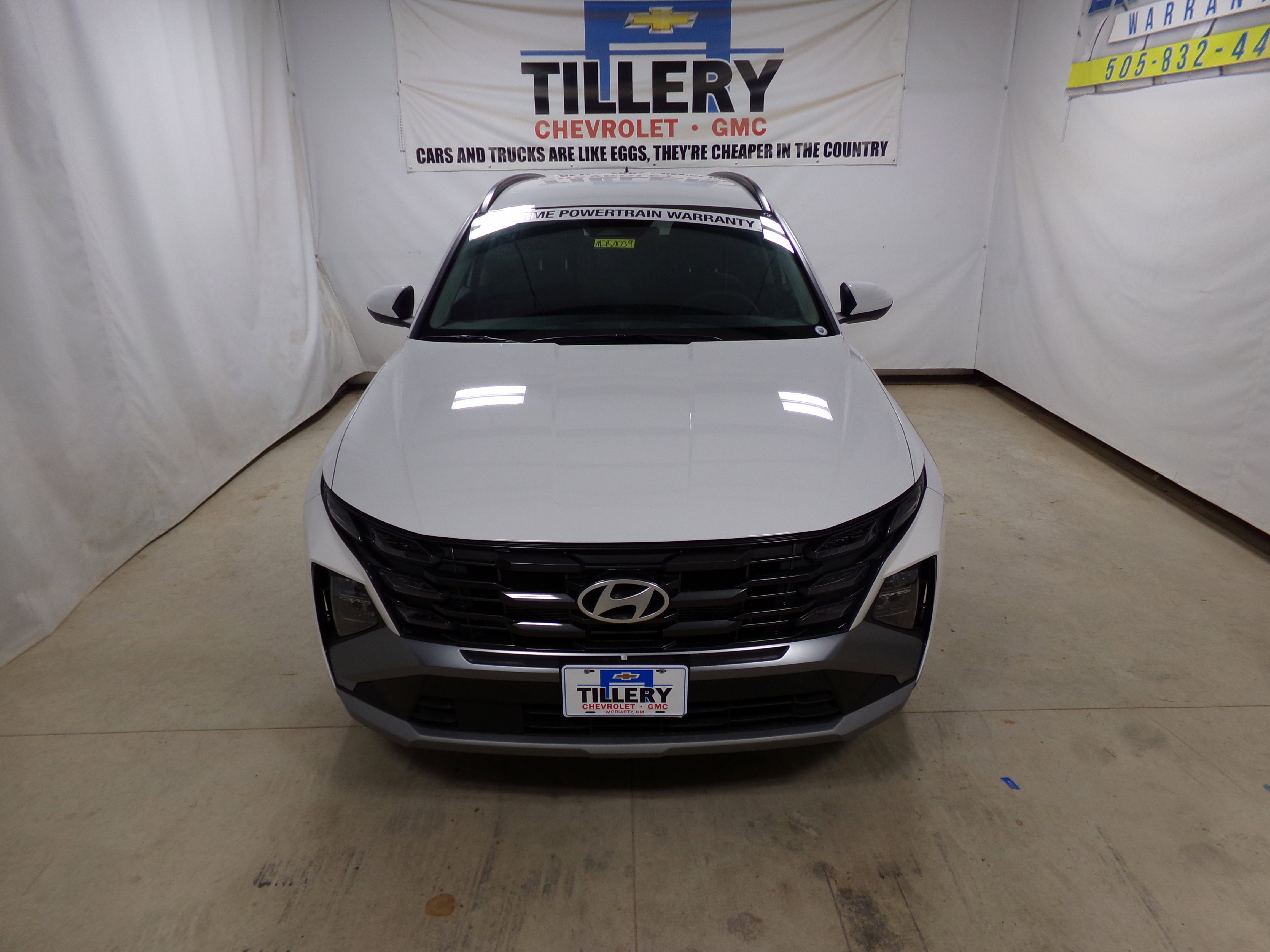 2025 Hyundai Tucson SEL photo 2