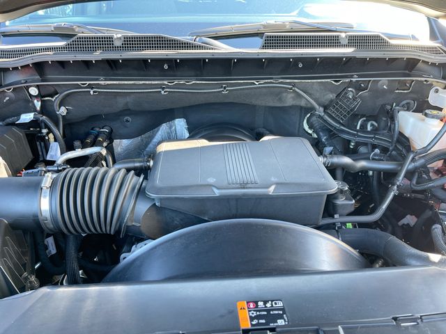 2025 CHEVROLET SILVERADO HD - Image 29