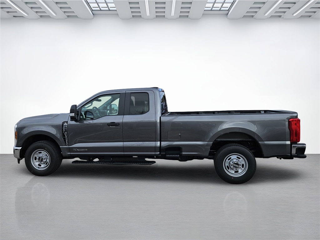 2025 Ford F-250 XL photo 8