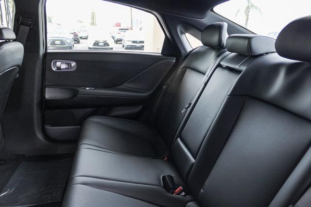 New 2025 Curated Silver Hyundai SEL image 45