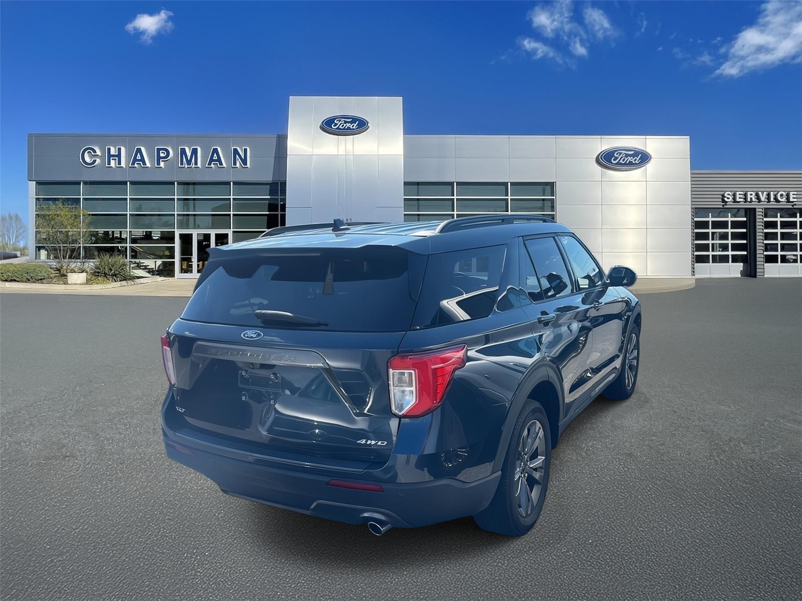 2022 Ford Explorer XLT photo 3