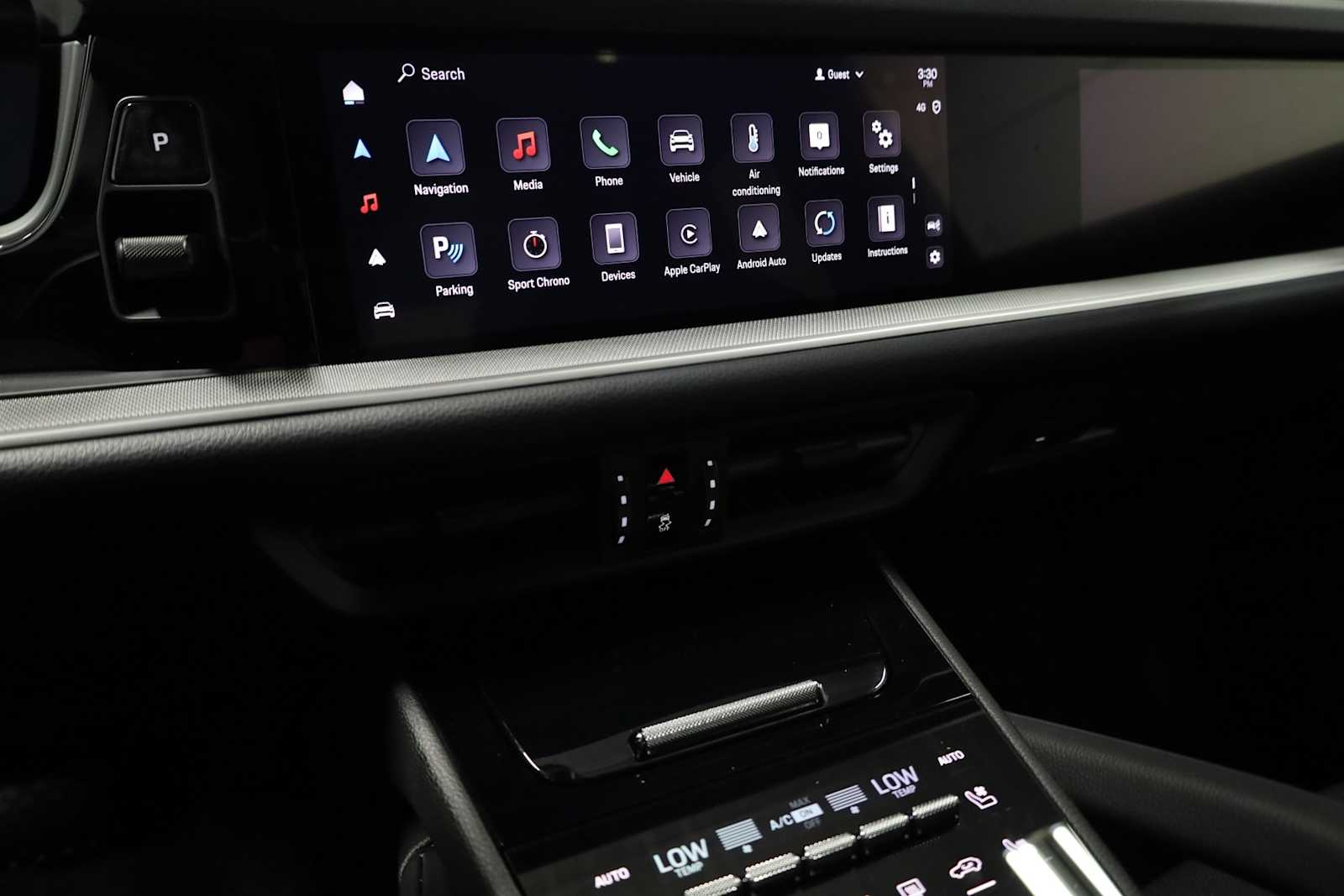 2024 Porsche Cayenne Coupe photo 26