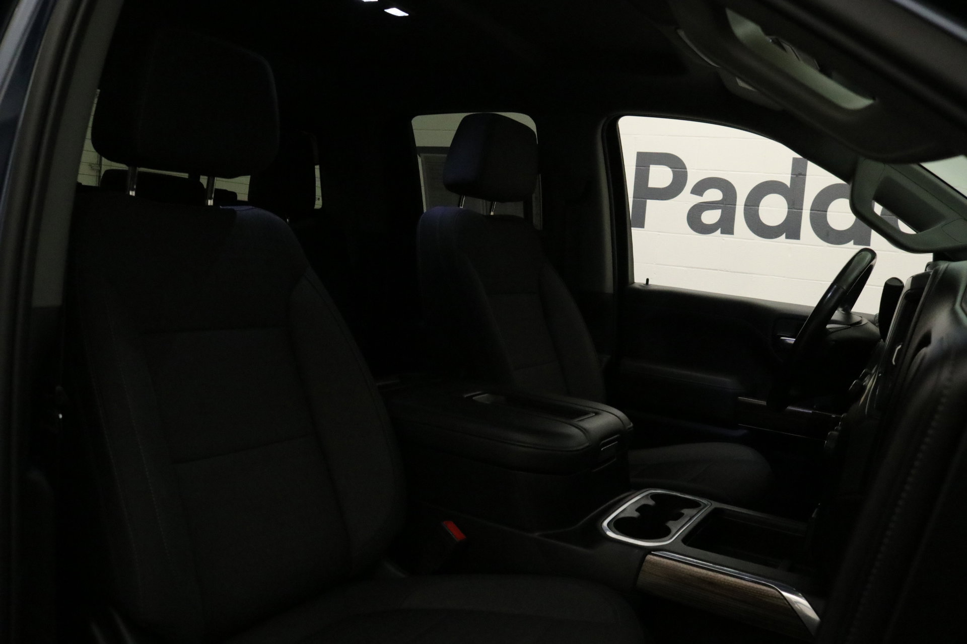 2020 Chevrolet Silverado 1500 RST photo 28