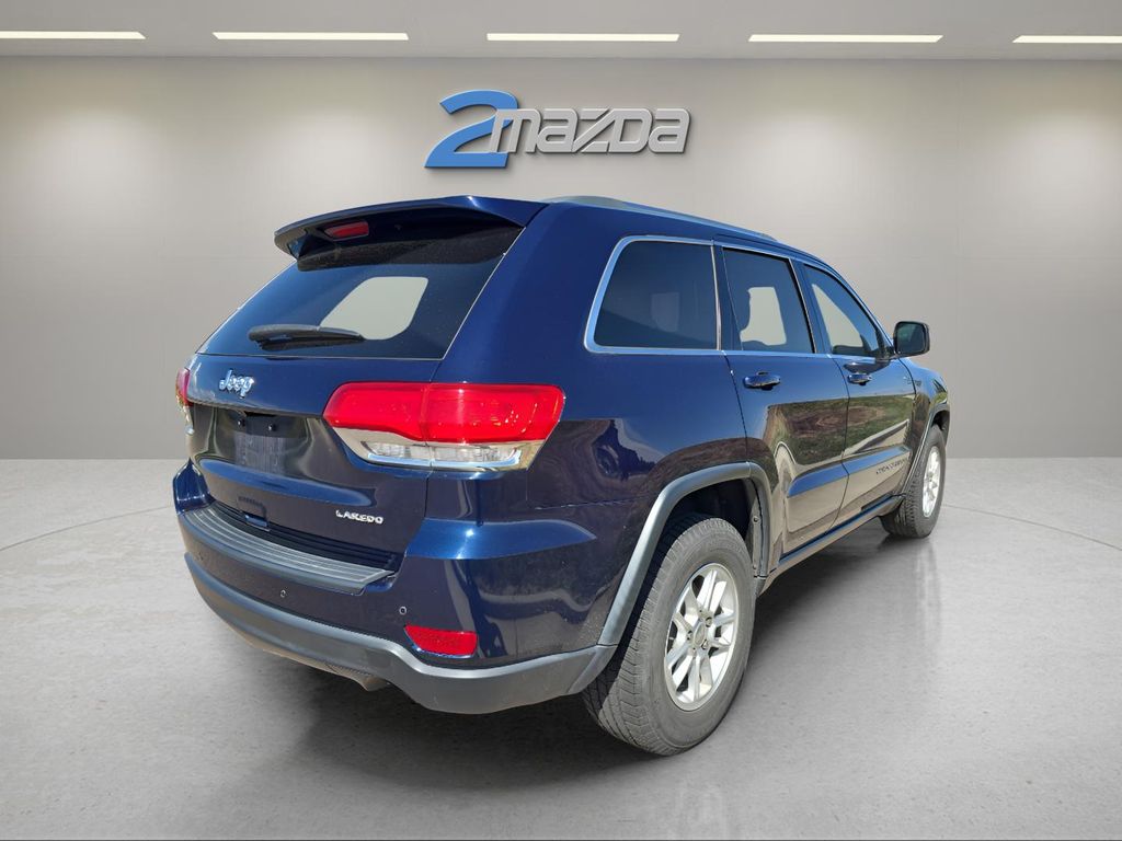 2018 Jeep Grand Cherokee Laredo E photo 4