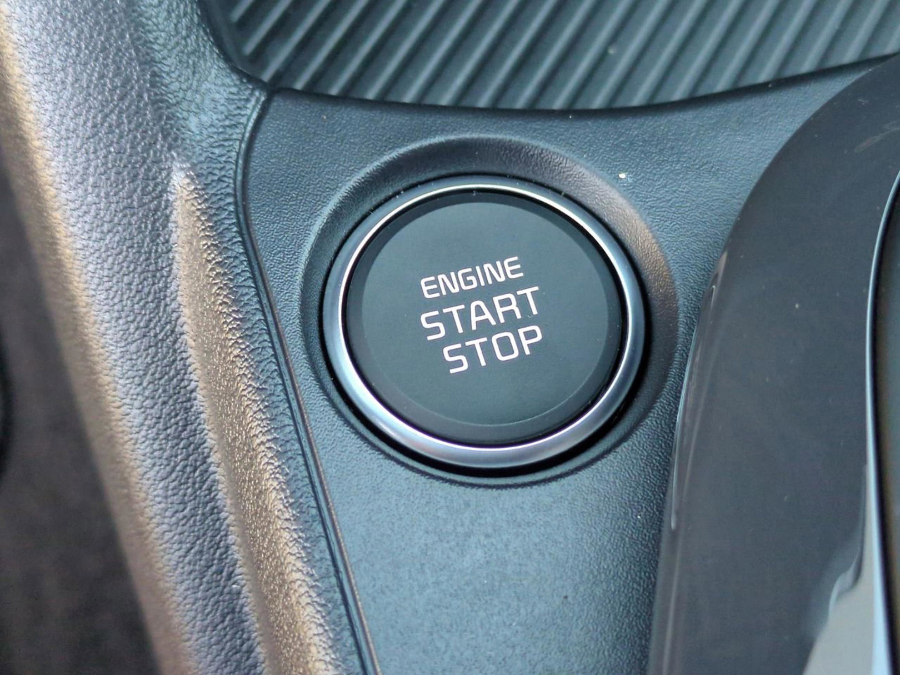 2025 Kia K4 EX photo 27