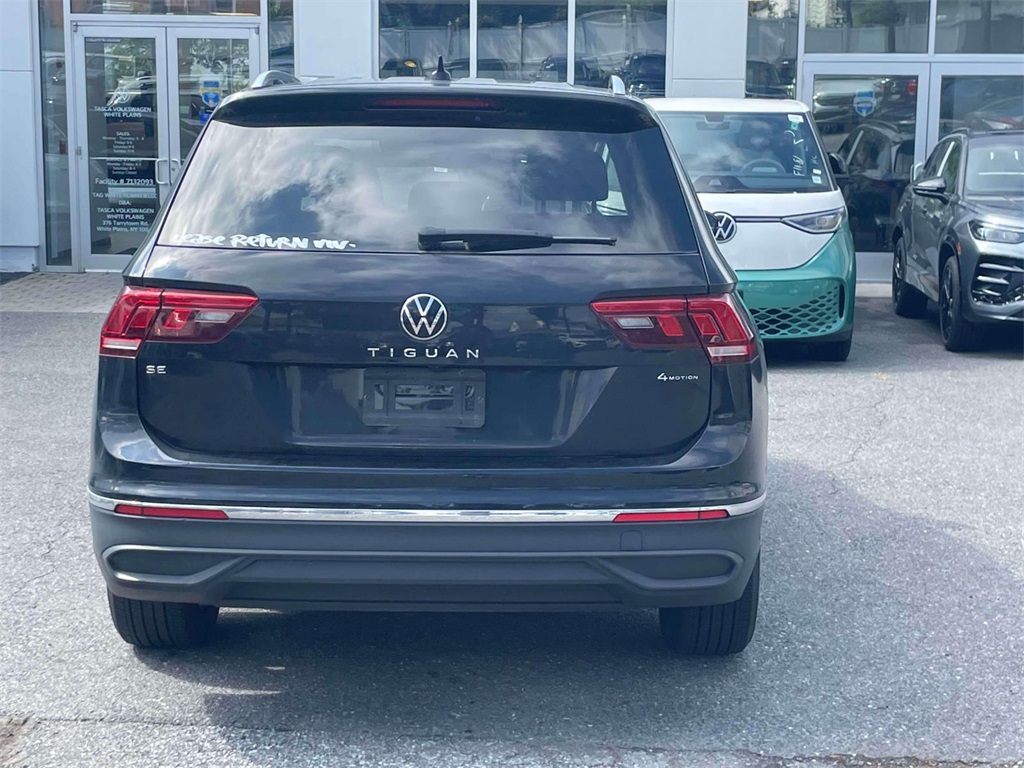 2022 Volkswagen Tiguan SE photo 4
