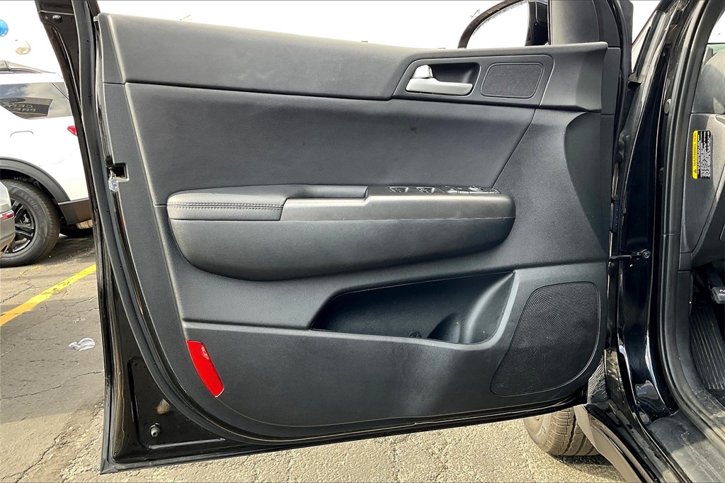 2021 KIA SPORTAGE - Image 18