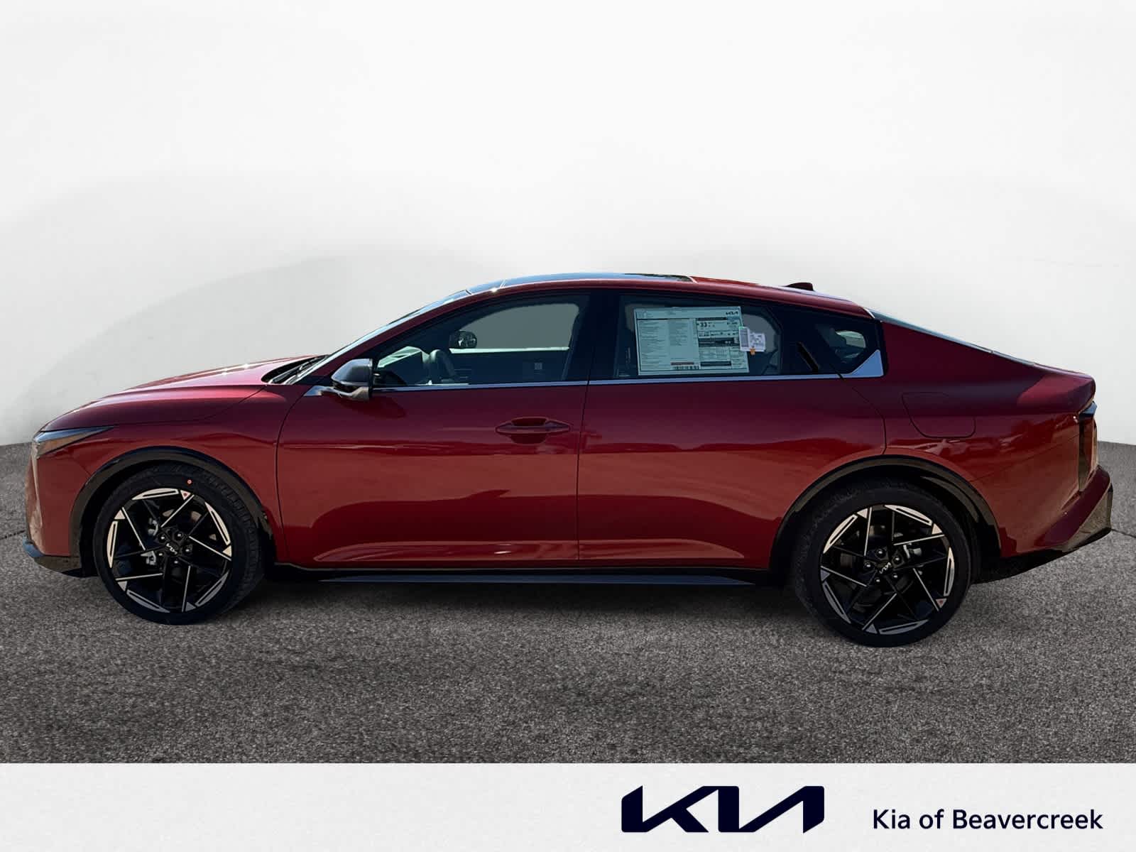 2025 Kia K4 GT-Line photo 2