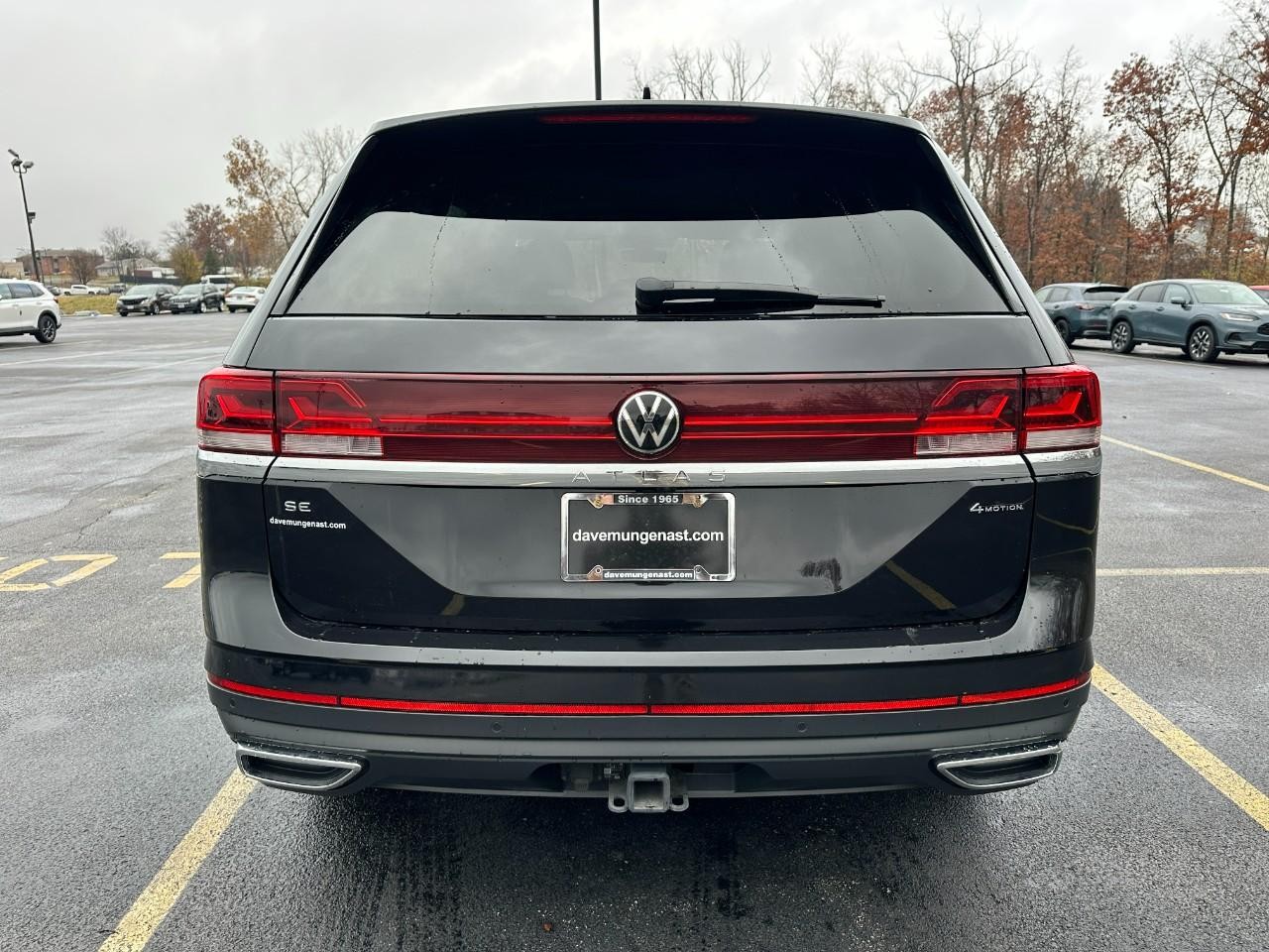 2024 Volkswagen Atlas SE Technology photo 4