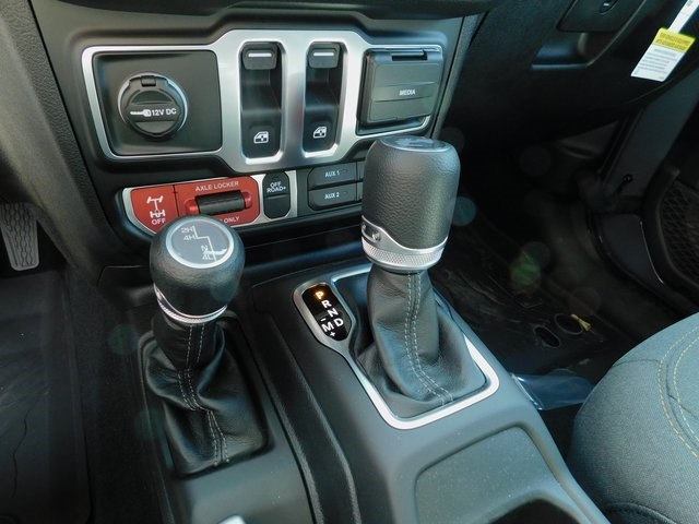 2025 Jeep Wrangler Two-Door Willys photo 20