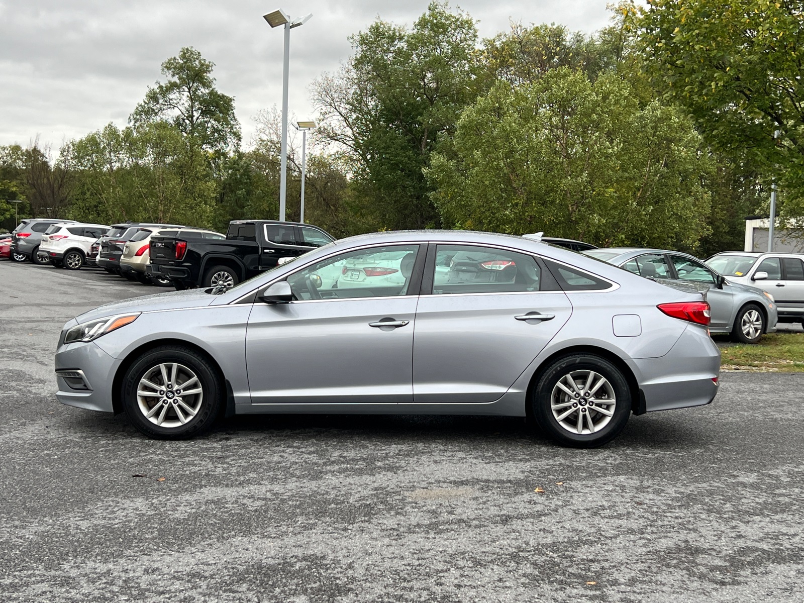 2015 Hyundai Sonata SE photo 3