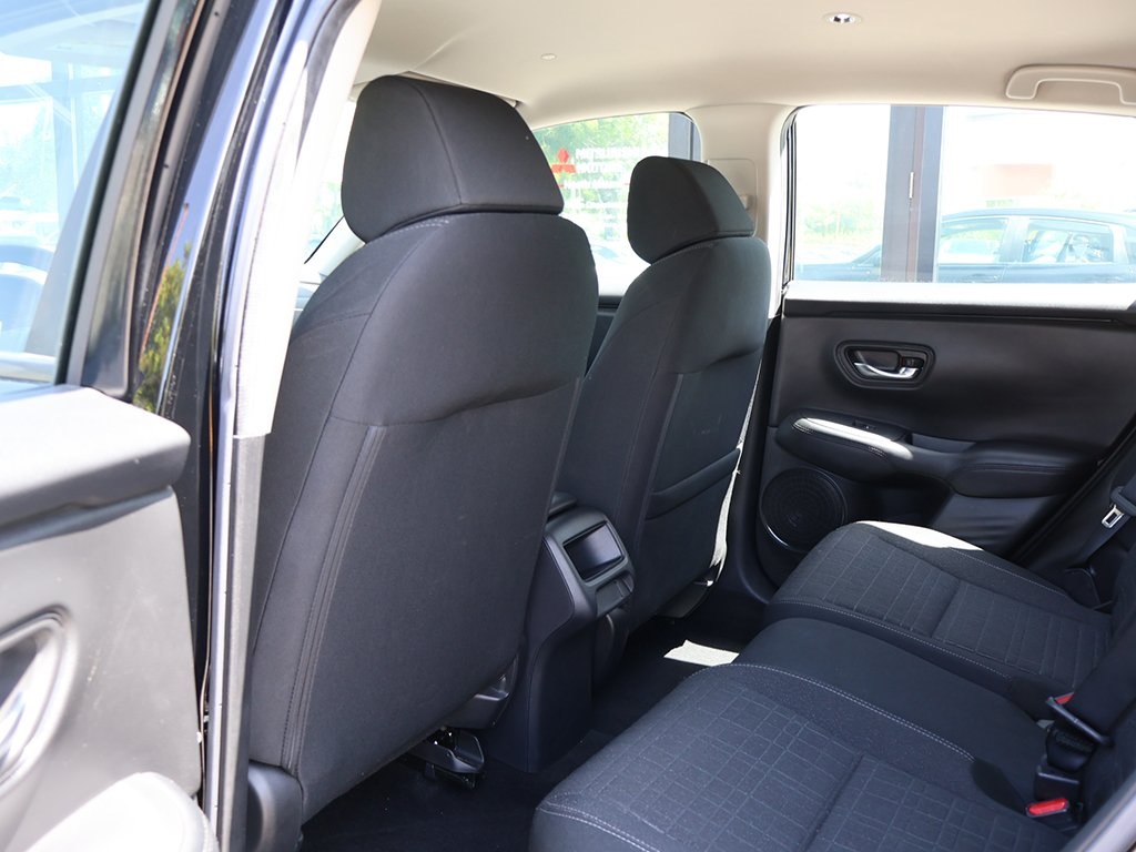 2023 Honda HR-V LX photo 26