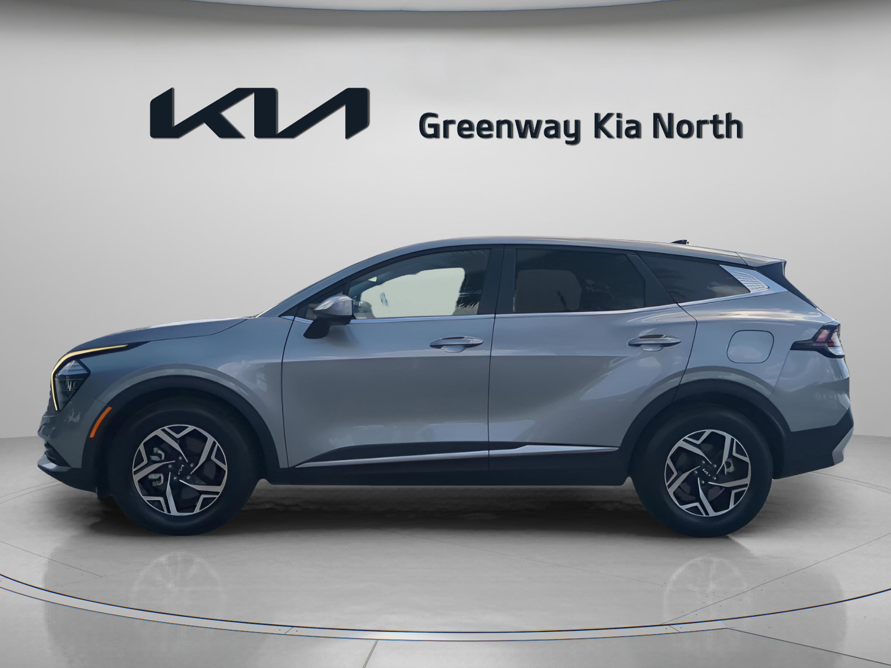 2024 Kia Sportage LX photo 4