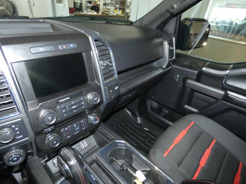 2016 Ford F-150 XLT photo 10