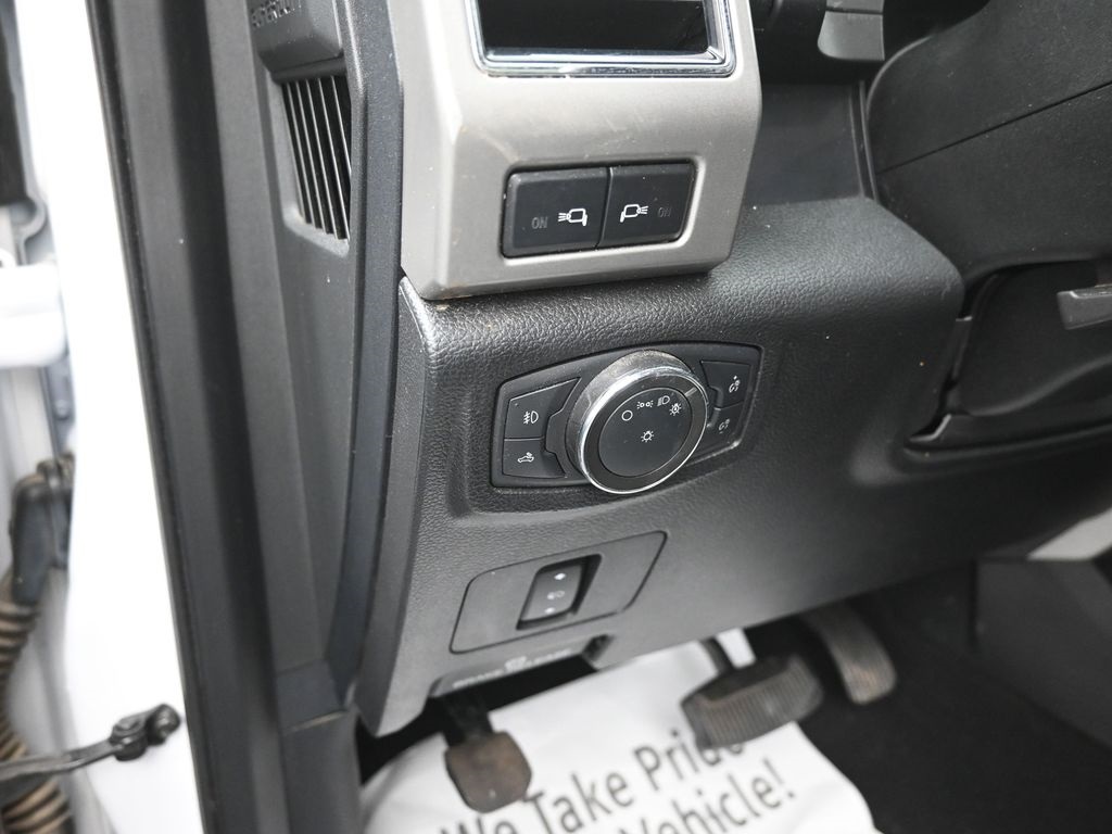 2021 Ford F-250 photo 13