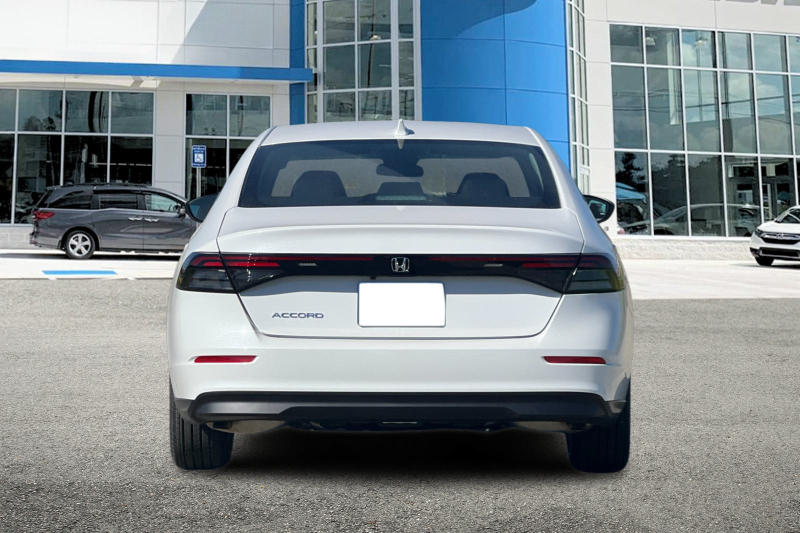 2025 Honda Accord LX photo 4