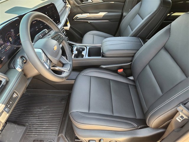 2026 Chevrolet Traverse photo 9