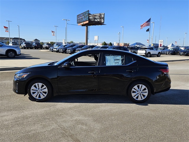 2025 Nissan Sentra S photo 4