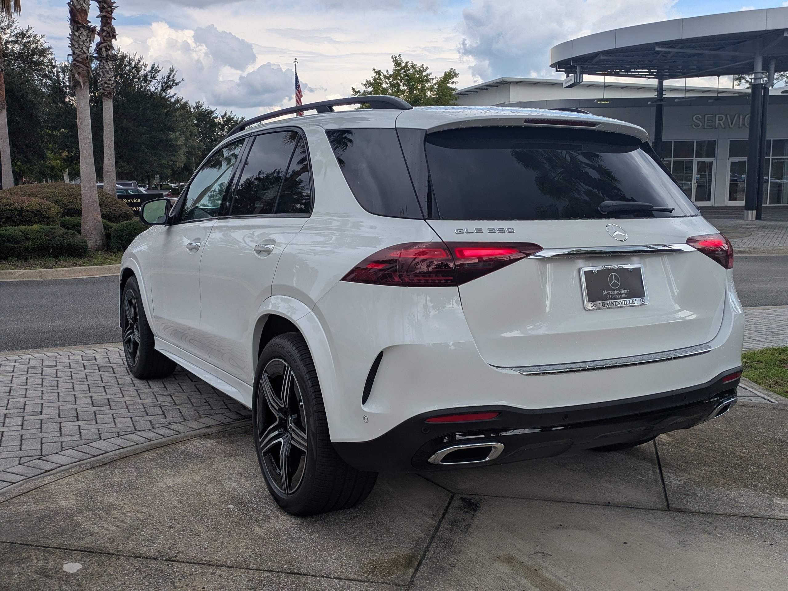 2025 Mercedes Benz GLE 350 4MATIC photo 8