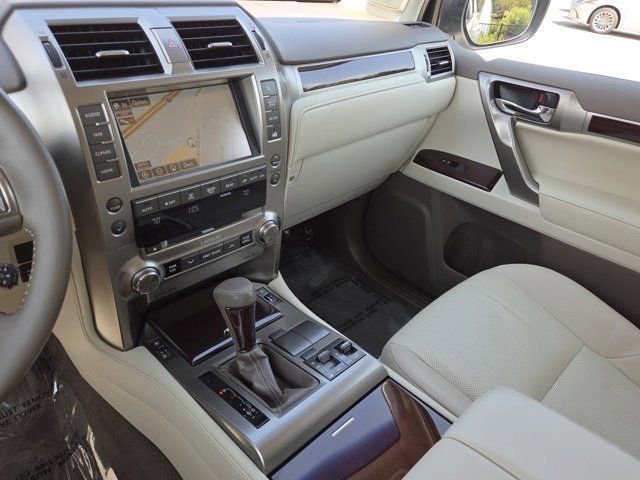 2019 Lexus GX 460 photo 29
