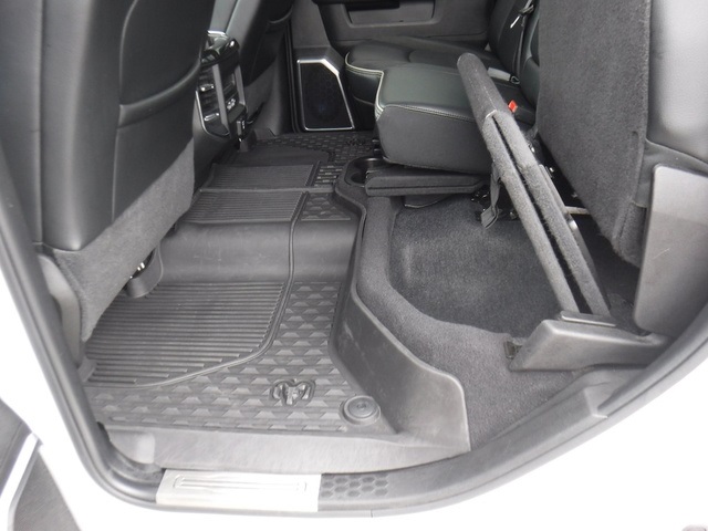 2022 Ram 2500 Laramie photo 39
