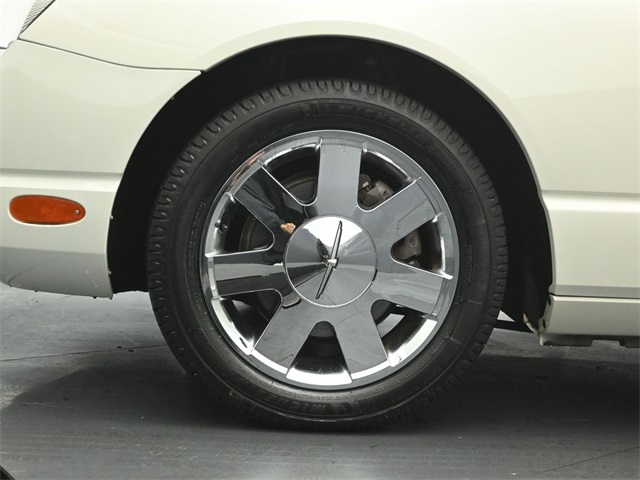 2002 FORD THUNDERBIRD - Image 26