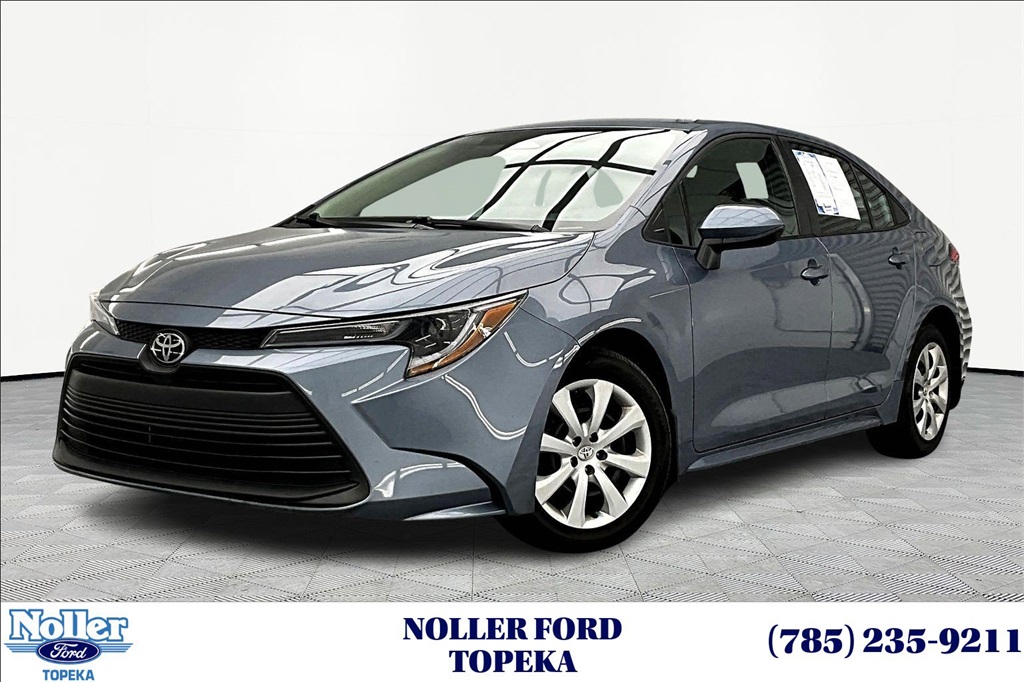 2025 Toyota Corolla LE's photo