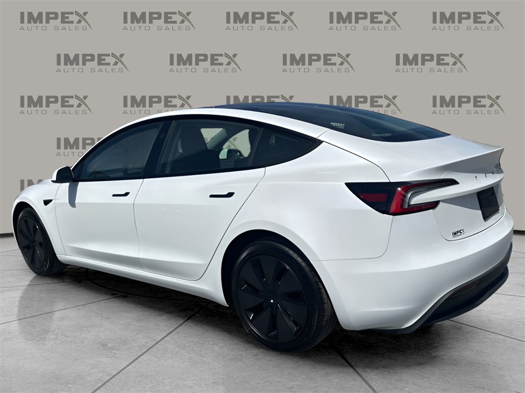 2025 Tesla Model 3 Long Range photo 3