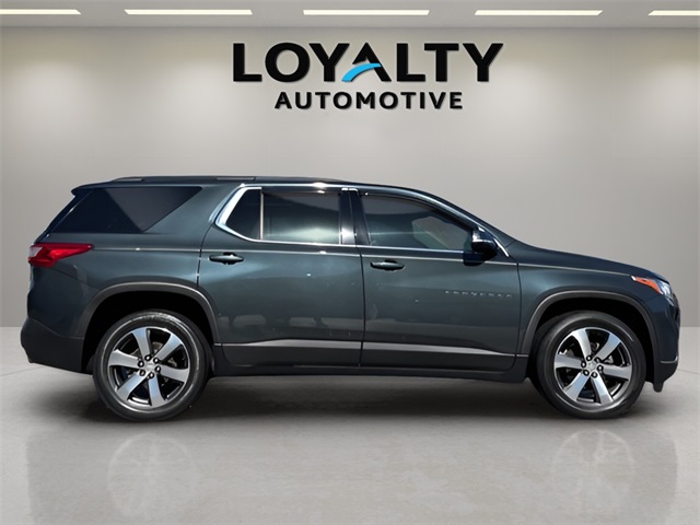 2020 Chevrolet Traverse 3LT photo 3