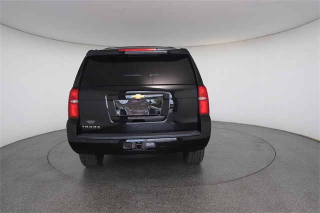 2017 Chevrolet Tahoe LT photo 14
