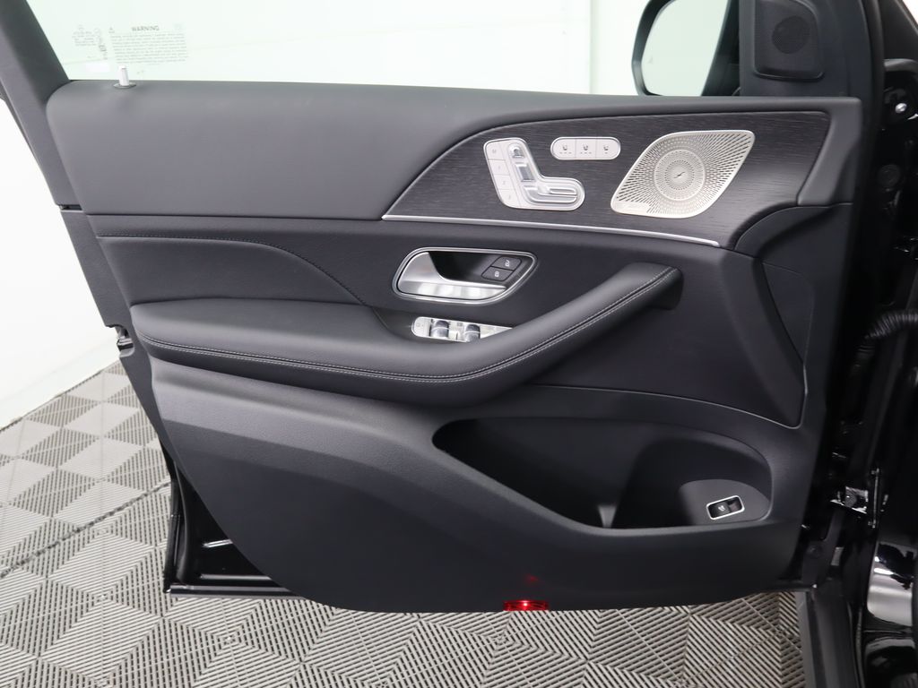 2025 Mercedes Benz GLE 350 4MATIC photo 24