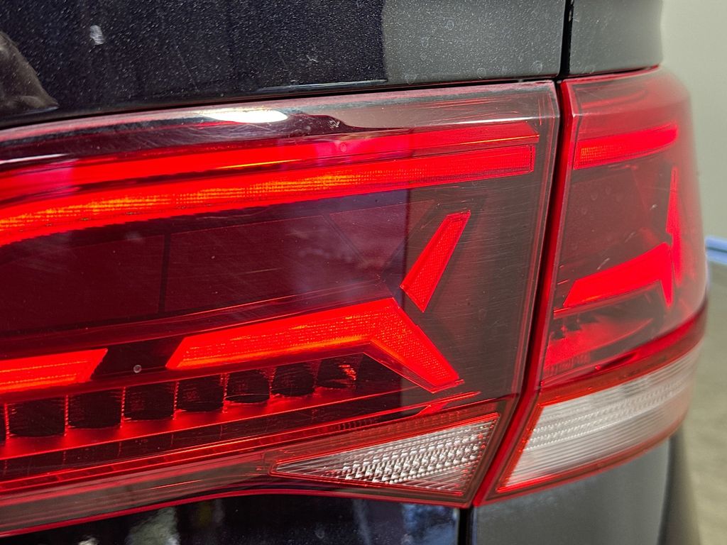 2022 Volkswagen Taos SE photo 28