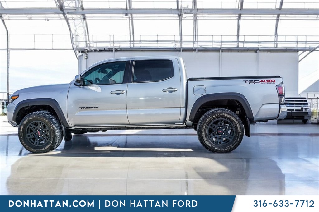 2023 Toyota Tacoma TRD Off-Road 4x4 photo 2