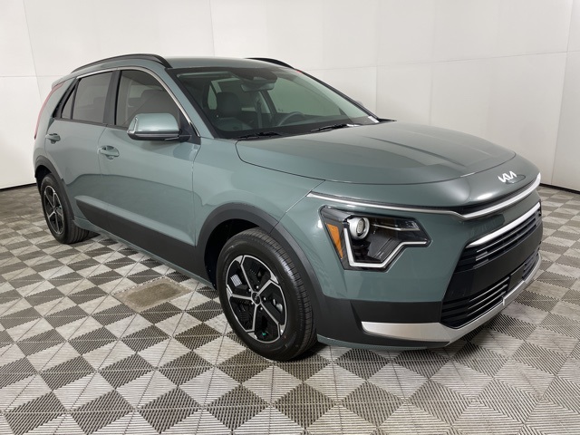 2025 Kia Niro EX Touring photo 2