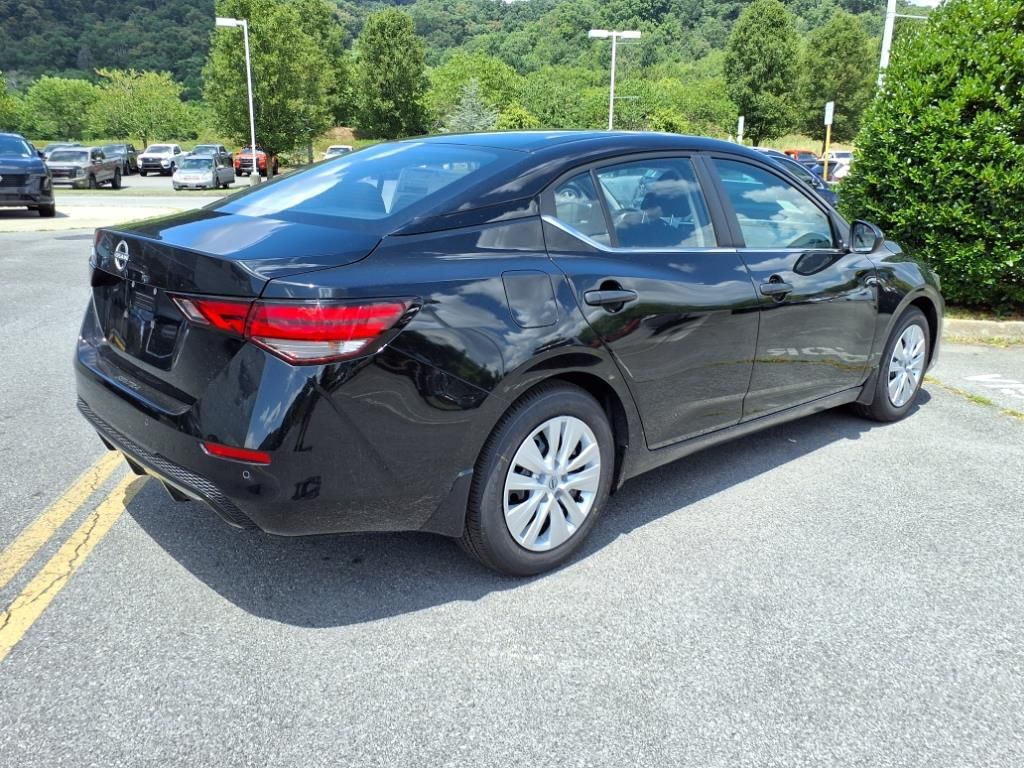 2025 Nissan Sentra S photo 3