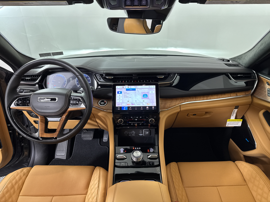 2025 Jeep Grand Cherokee L Summit Reserve photo 3