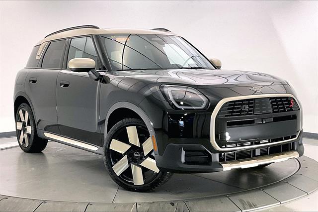 2025 MINI Countryman S photo 12