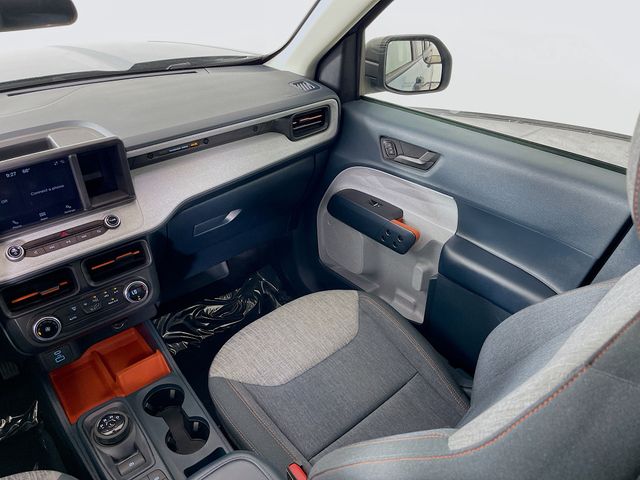 2022 Ford Maverick XLT photo 17