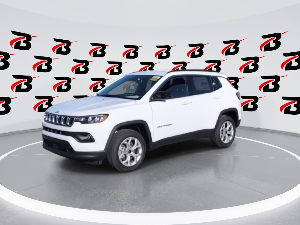 2026 Jeep Compass Latitude photo 3