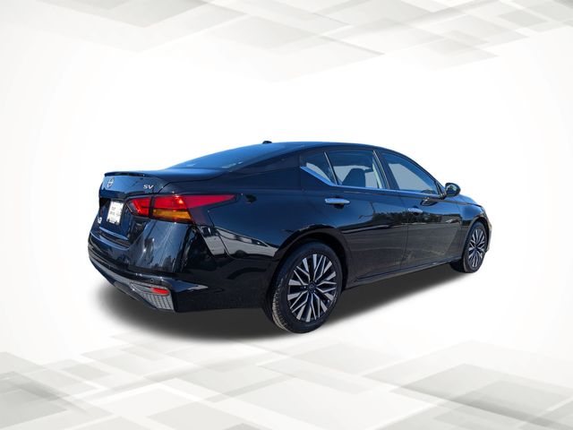 2024 Nissan Altima 2.5 SV photo 3