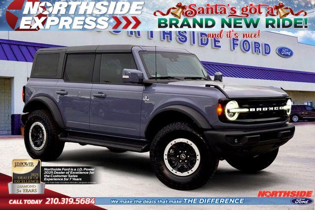 2025 Ford Bronco 4-Door Outer Banks's photo